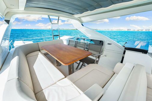 Absolute 60 FLYBRIDGE image