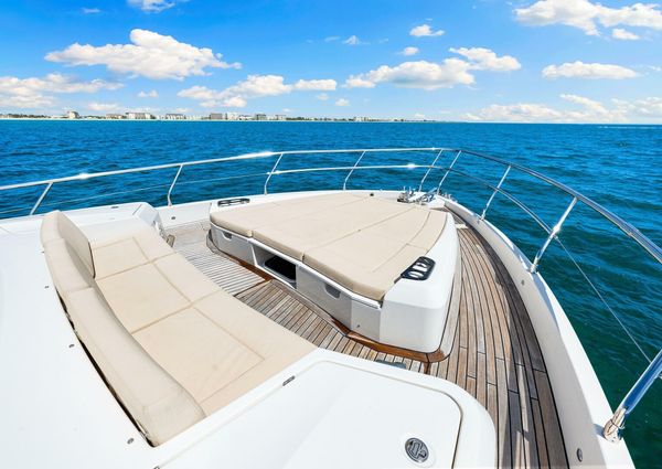 Absolute 60 FLYBRIDGE image