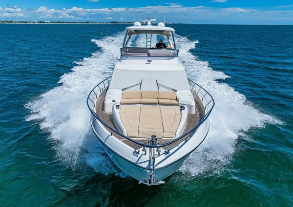 Absolute 60 FLYBRIDGE image