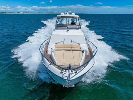 Absolute 60 FLYBRIDGE image