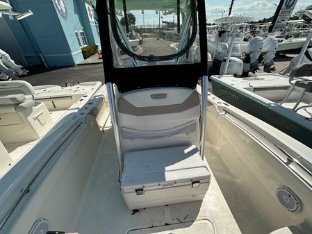 Pioneer 222 Sportfish image