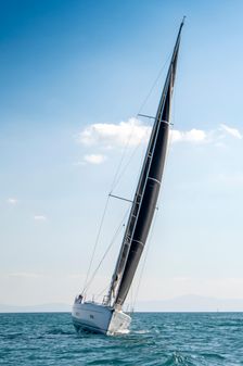 Italia Yachts 12.98 image