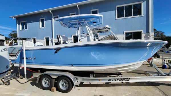 Blackfin 252 CC