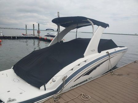 Chaparral 264 Sunesta image