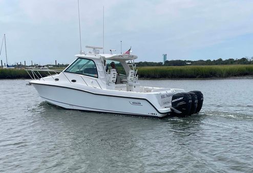 Boston Whaler 345 Conquest image