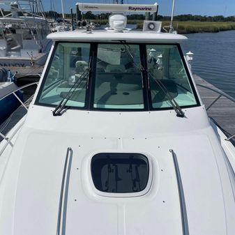 Boston Whaler 345 Conquest image