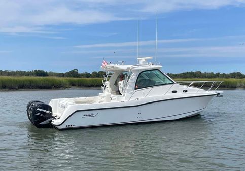 Boston Whaler 345 Conquest image