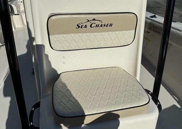 Sea Chaser 26LX image