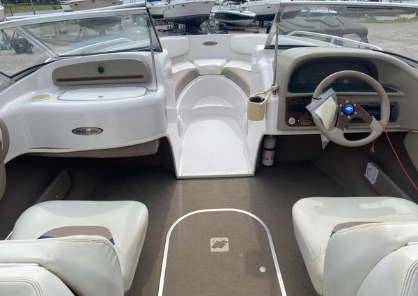 Four Winns 200 Horizon image