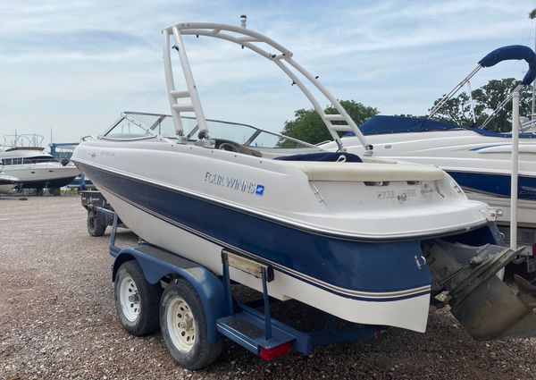 Four Winns 200 Horizon image