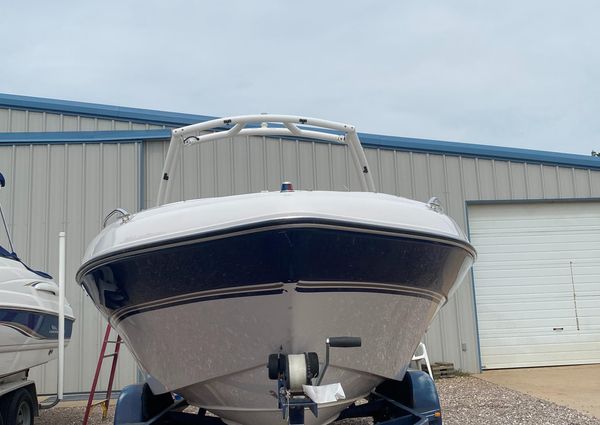 Four Winns 200 Horizon image