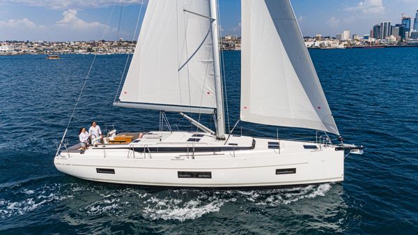 Bavaria C45