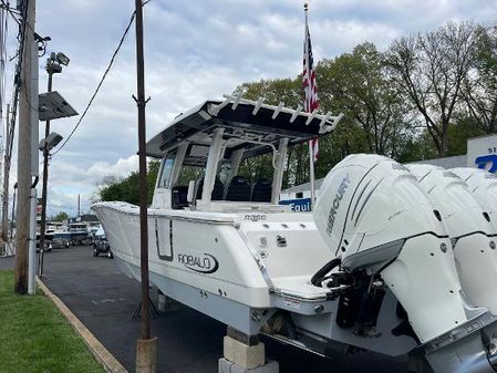 Robalo R360 image
