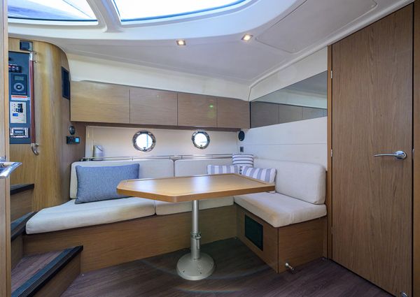 Beneteau 38 GT image