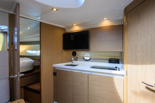 Beneteau 38 GT image