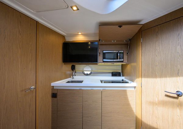 Beneteau 38 GT image