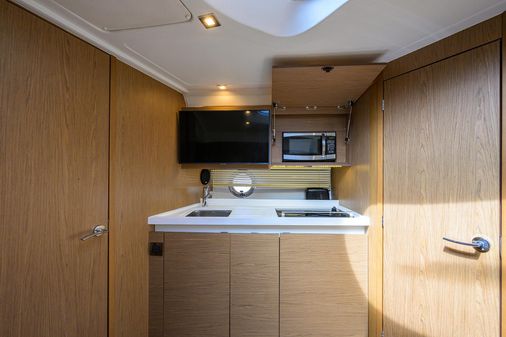 Beneteau 38 GT image