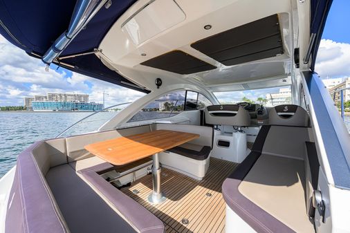 Beneteau 38 GT image