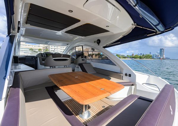 Beneteau 38 GT image