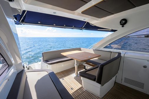 Beneteau 38 GT image