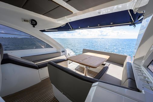 Beneteau 38 GT image