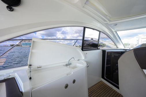 Beneteau 38 GT image