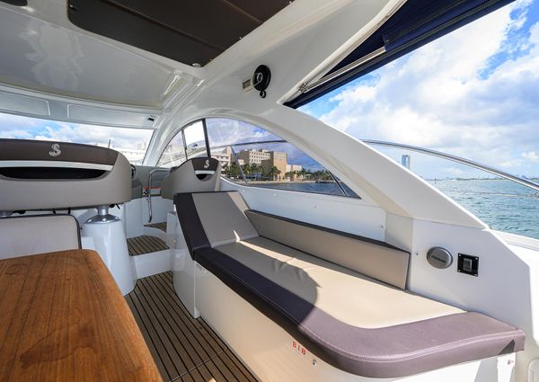 Beneteau 38 GT image