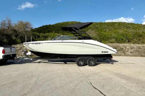 Yamaha Boats 252SE image