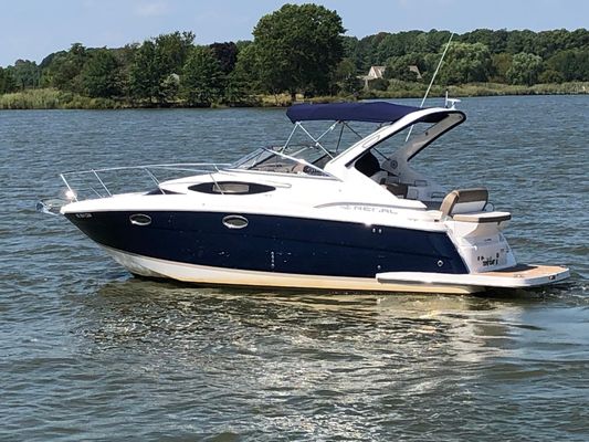 Regal 30 Express - main image
