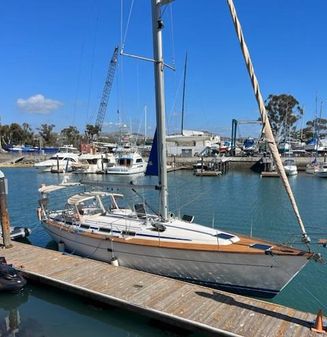 Bavaria 42 Cruiser image