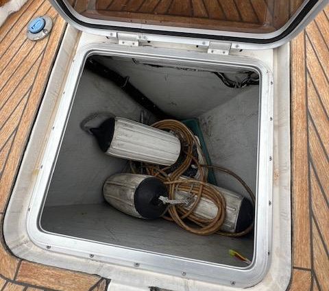 Bavaria 42 Cruiser image