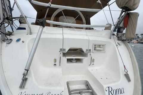 Bavaria 42 Cruiser image