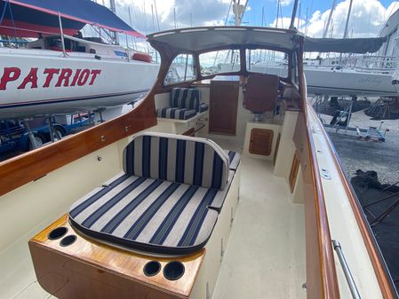 Hinckley 36 Picnic Boat image