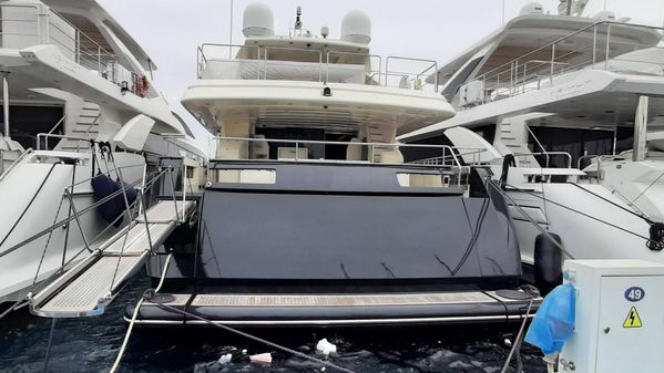 Ferretti Yachts Custom Line 97 image