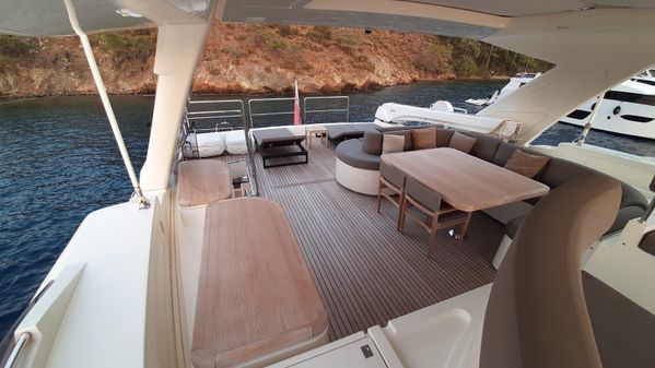 Ferretti Yachts Custom Line 97 image