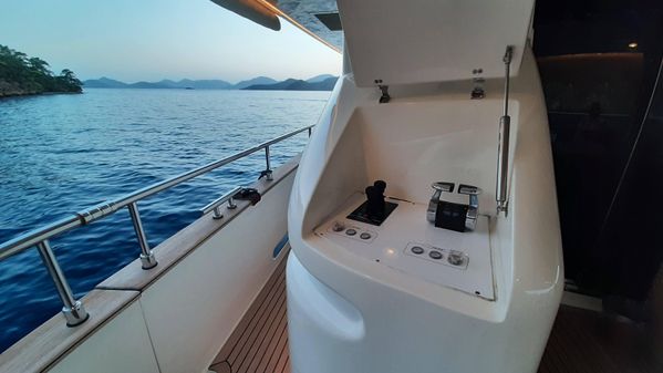 Ferretti Yachts Custom Line 97 image