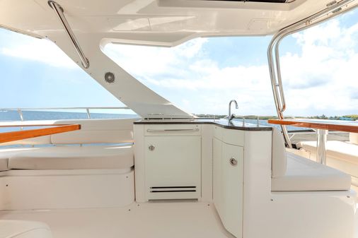 Sea Ray 510 Fly image