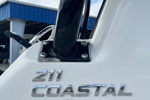 NauticStar 211 Coastal image