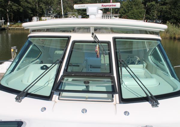 Tiara Yachts 3200 Open image