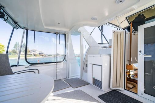 Carver 406 Aft Cabin Motor Yacht image