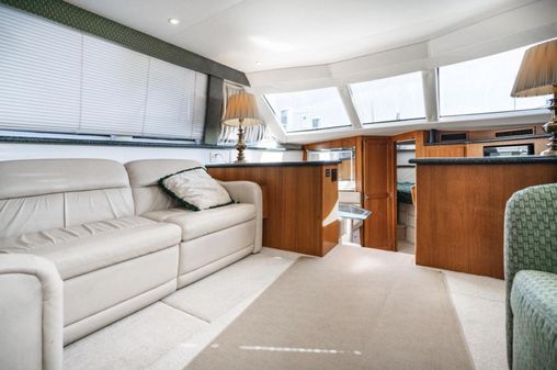 Carver 406 Aft Cabin Motor Yacht image