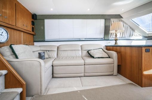 Carver 406 Aft Cabin Motor Yacht image