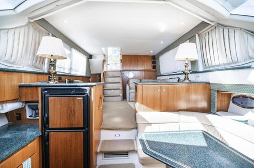 Carver 406 Aft Cabin Motor Yacht image