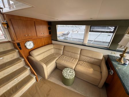 Carver 406 Aft Cabin Motor Yacht image