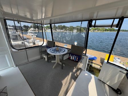 Carver 406 Aft Cabin Motor Yacht image