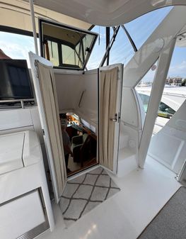 Carver 406 Aft Cabin Motor Yacht image