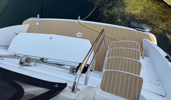 Carver 406 Aft Cabin Motor Yacht image