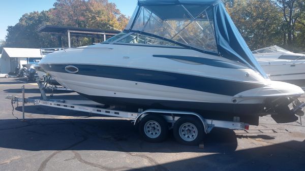 Crownline 235 CCR