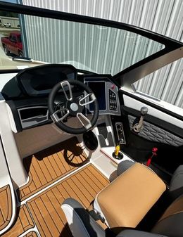 MasterCraft X26 image