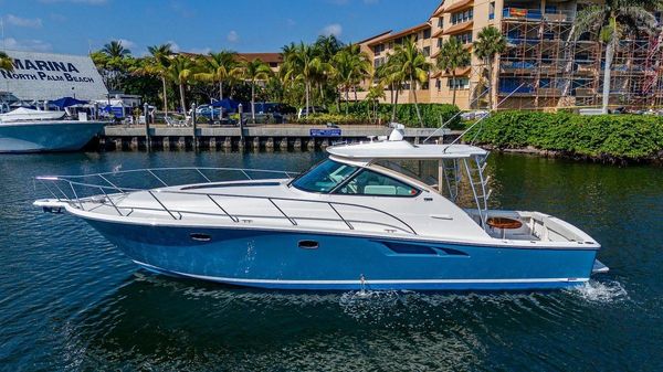 Tiara Yachts 4300 Open 